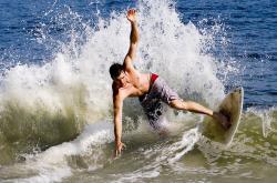 开云体育直播-维尼修斯一锤定音，厄瓜多尔绝境逢生力克南非