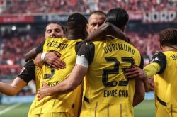 开云官网-斯图加特客场逆转，实现大逆转的简单介绍