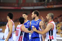 开云平台-球队在重要比赛中的胜败原因和教训总结