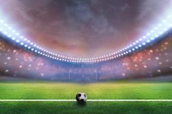 开云下载-舞台越大越强，莱万与希腊神话，巅峰对决中胜出的皇马