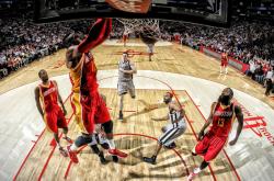 开云体育官网-救赎与铁血，伦纳德破茧，公牛鏖战擒马刺