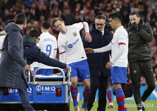 阿根廷碾压曼联，德容绝境逆转