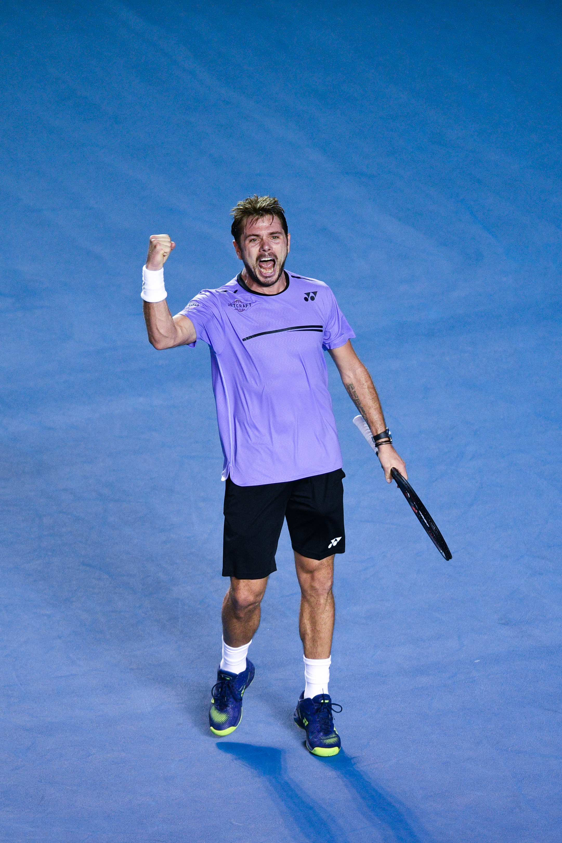 西班牙网球队爆冷意大利网球队，瓦林卡送出助攻的简单介绍