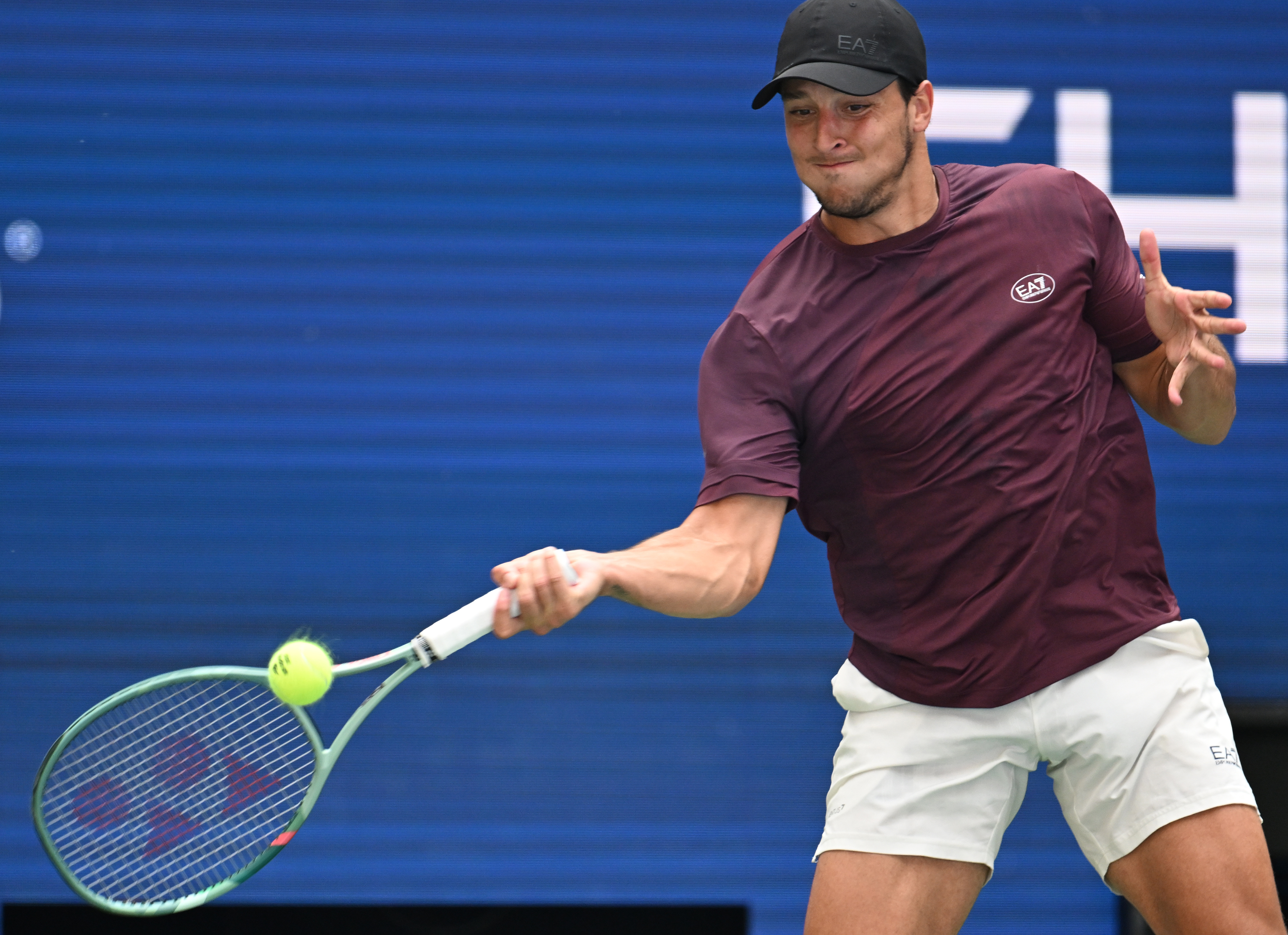 意大利网球队轻取法国网球队，阿尔卡拉斯统治全场