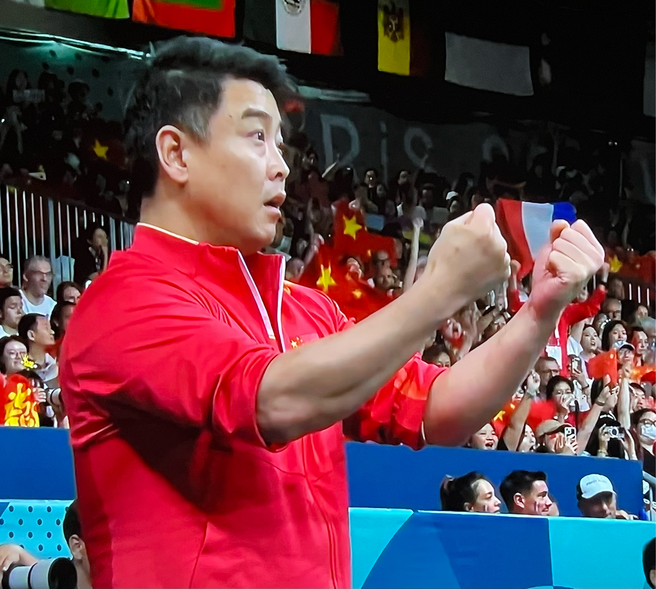 中国队险胜葡萄牙队，王皓统治全场