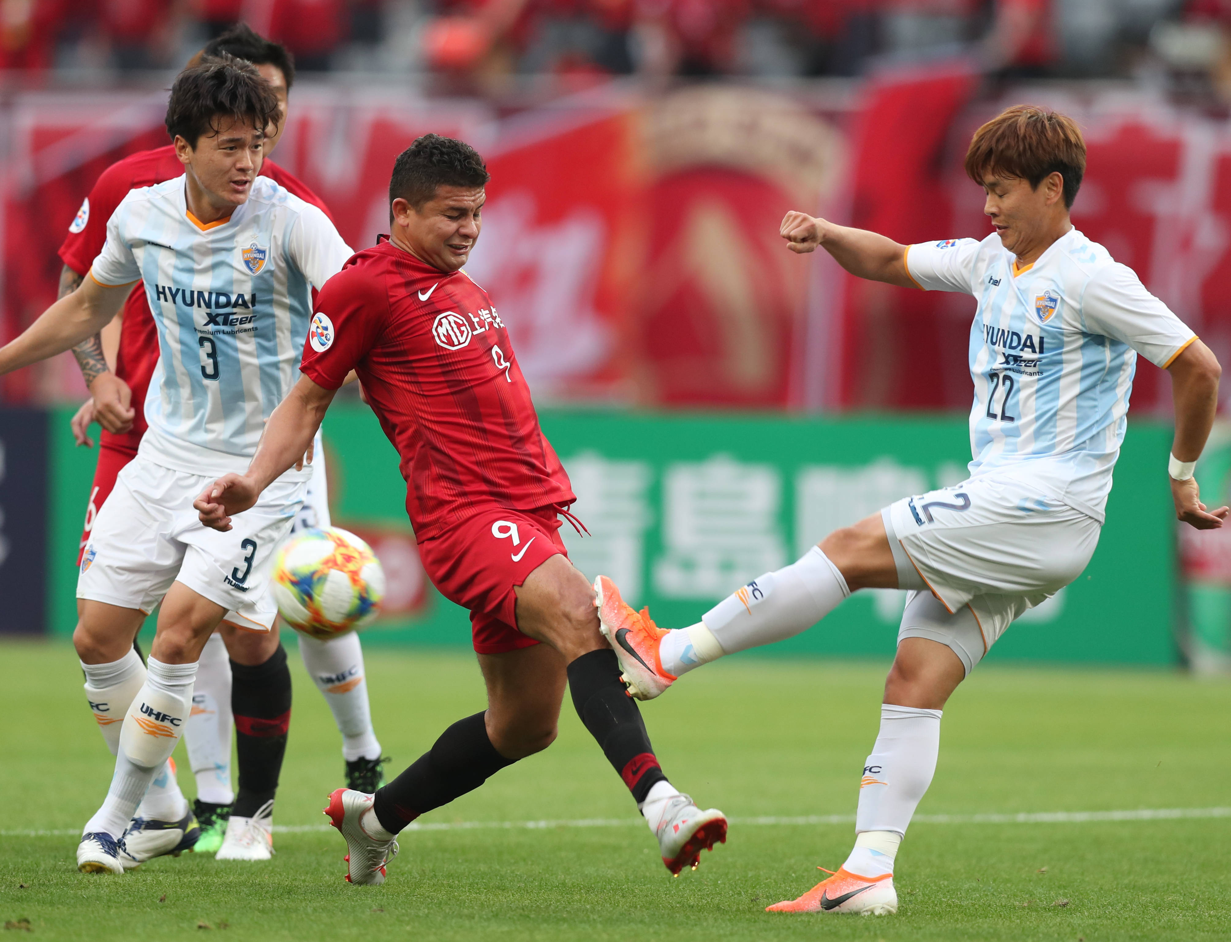 申花坐镇主场，一路逆风奋力对抗！的简单介绍