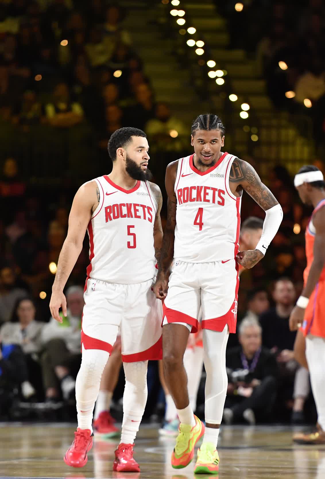 火箭队射手生涯新高，助球队击败对手的简单介绍