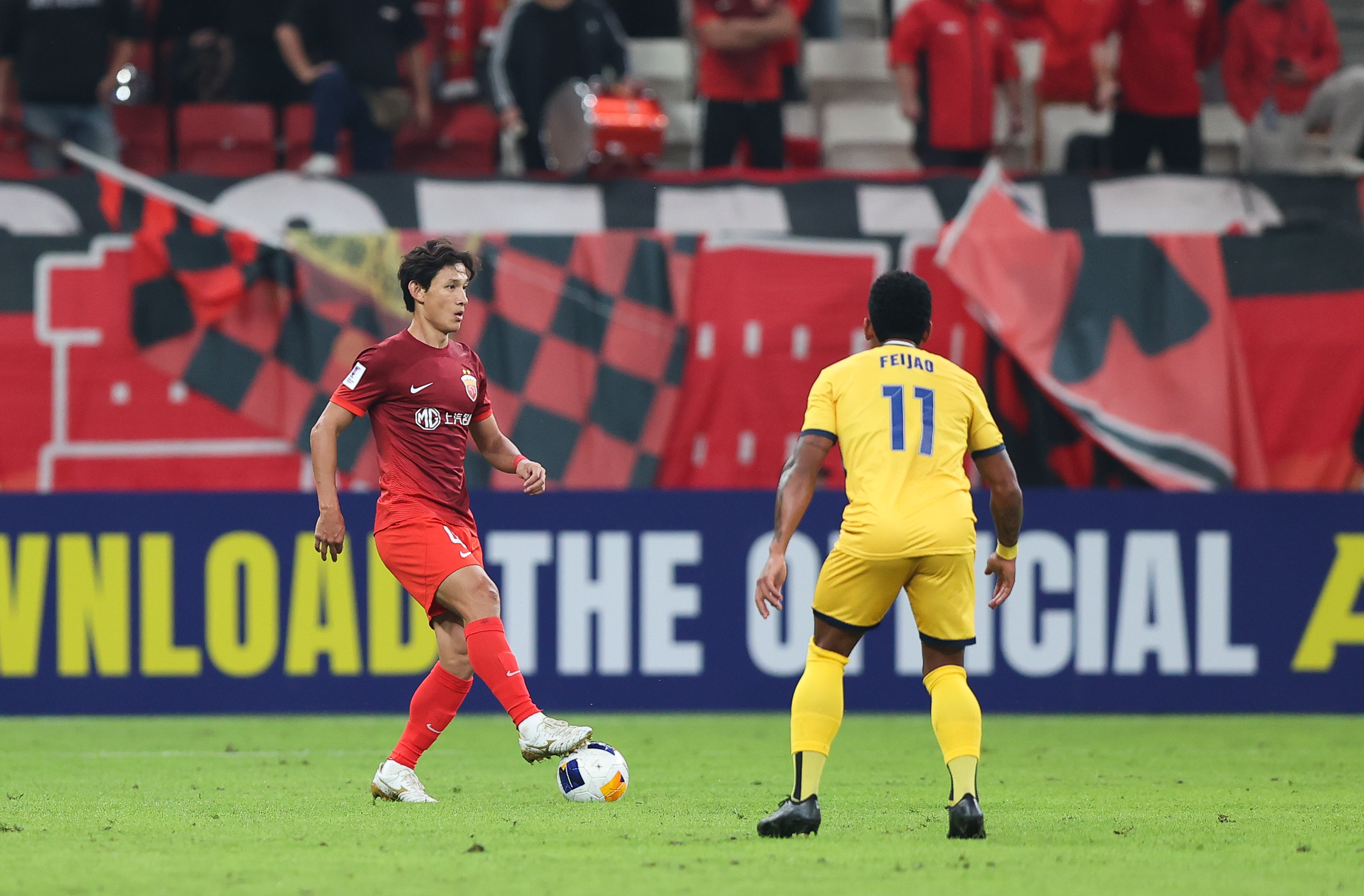 关于塞浦路斯球队大获胜利，闯入次轮比赛的信息