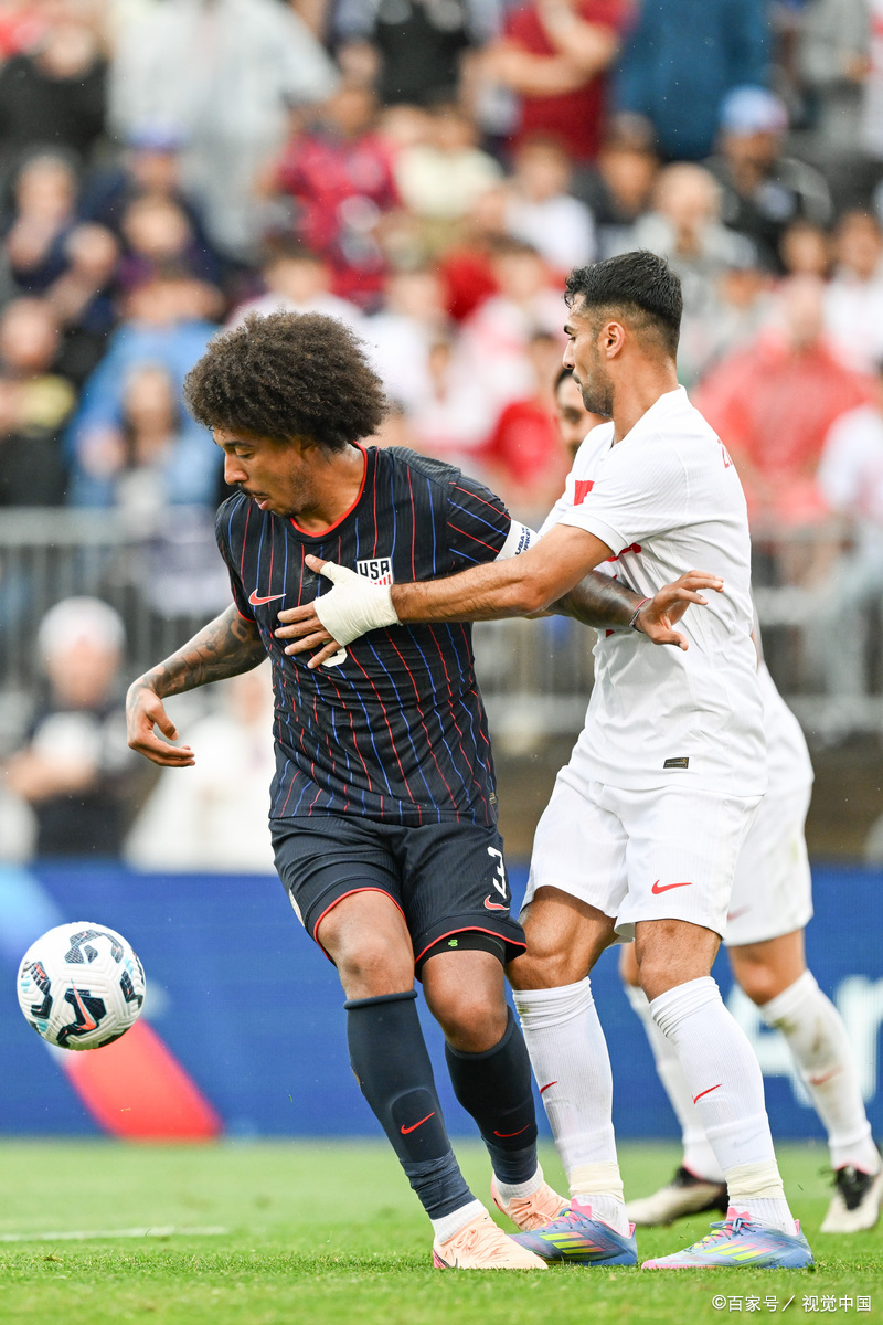 柏林赫塔门将施莱戈尔受伤，部分德甲球队表露兴趣的简单介绍