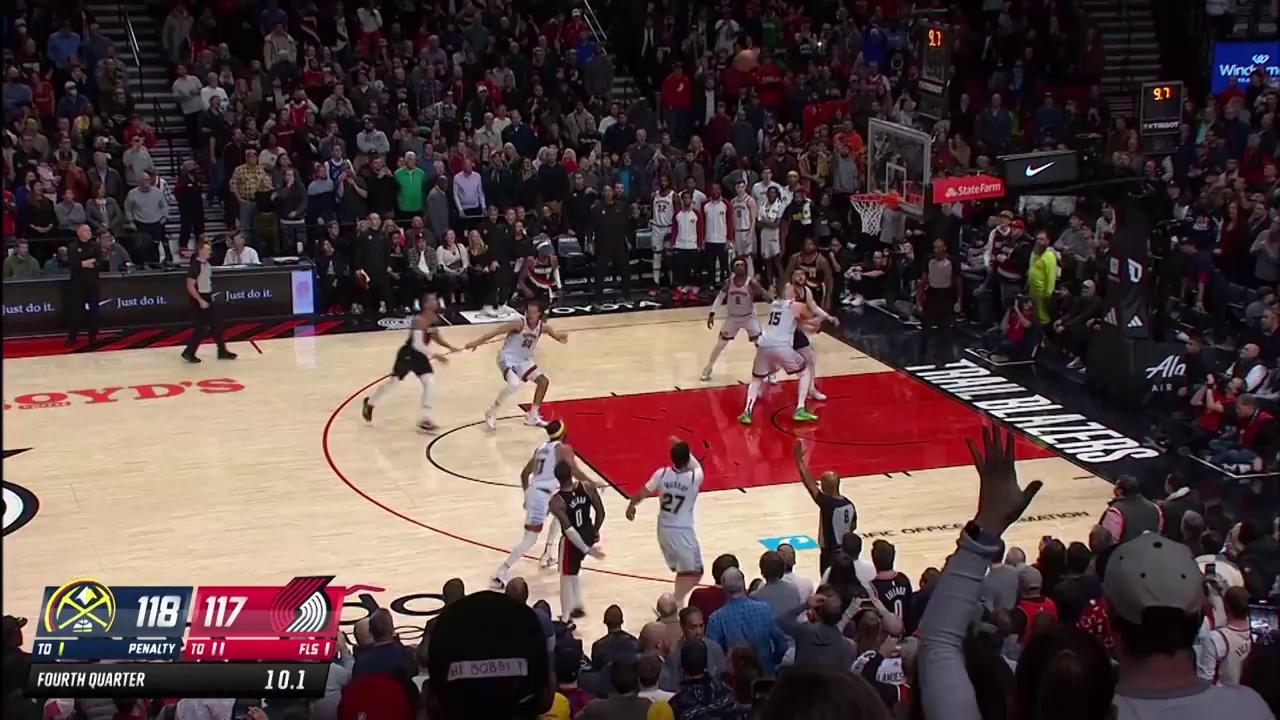 关于开拓者赢得一场不易的胜利，球迷欢呼雀跃的信息