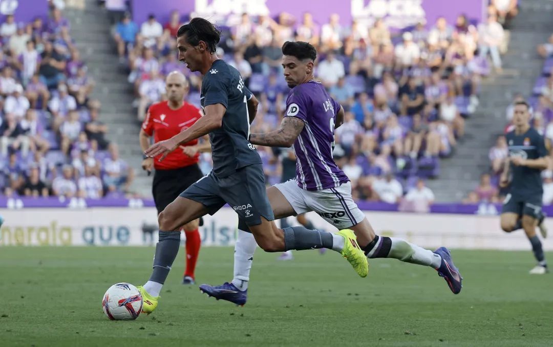 包含巴拉多利德对决皇家社会，主场优势期待胜利的词条