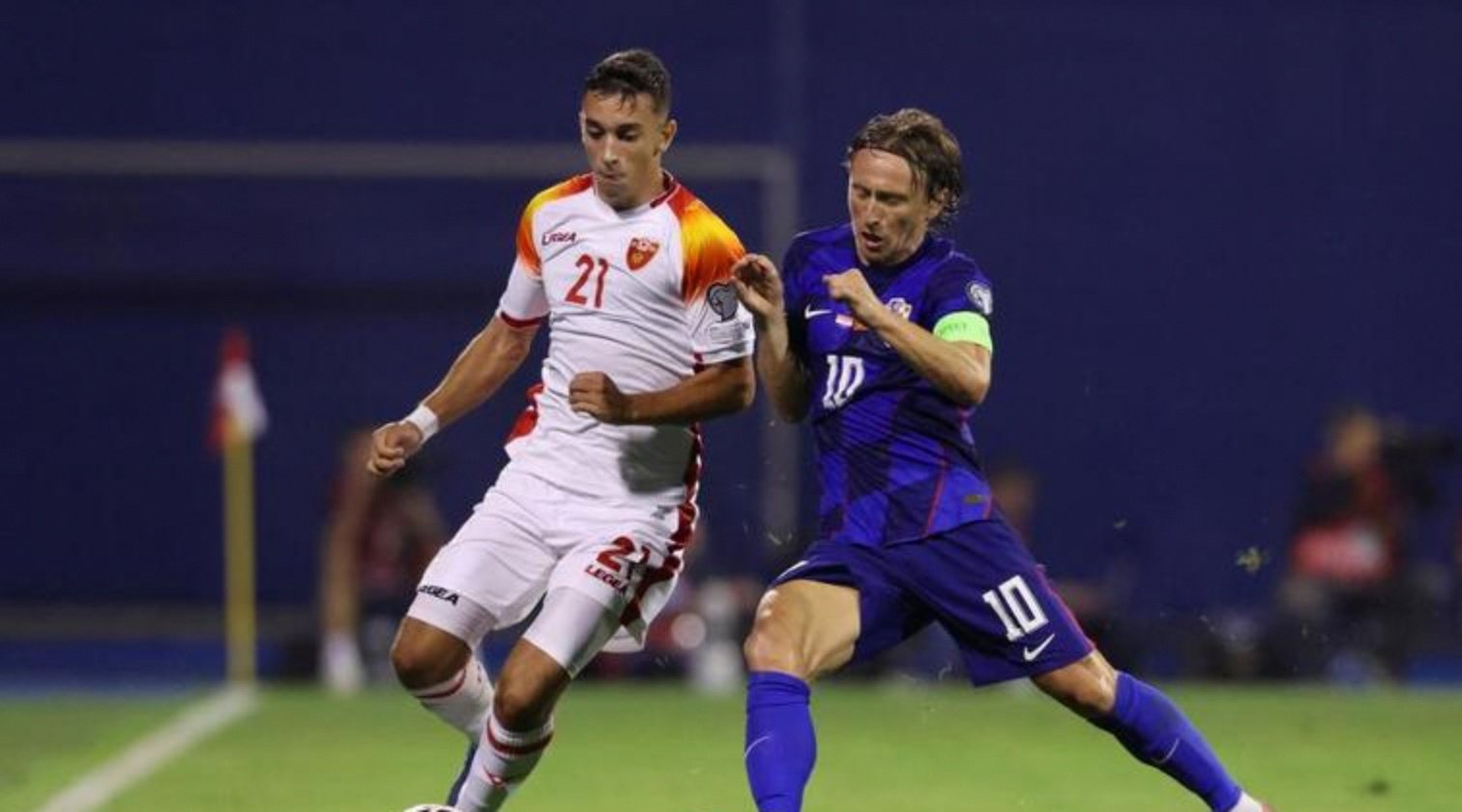 包含黑山队连败收场，提前告别欧预赛的词条