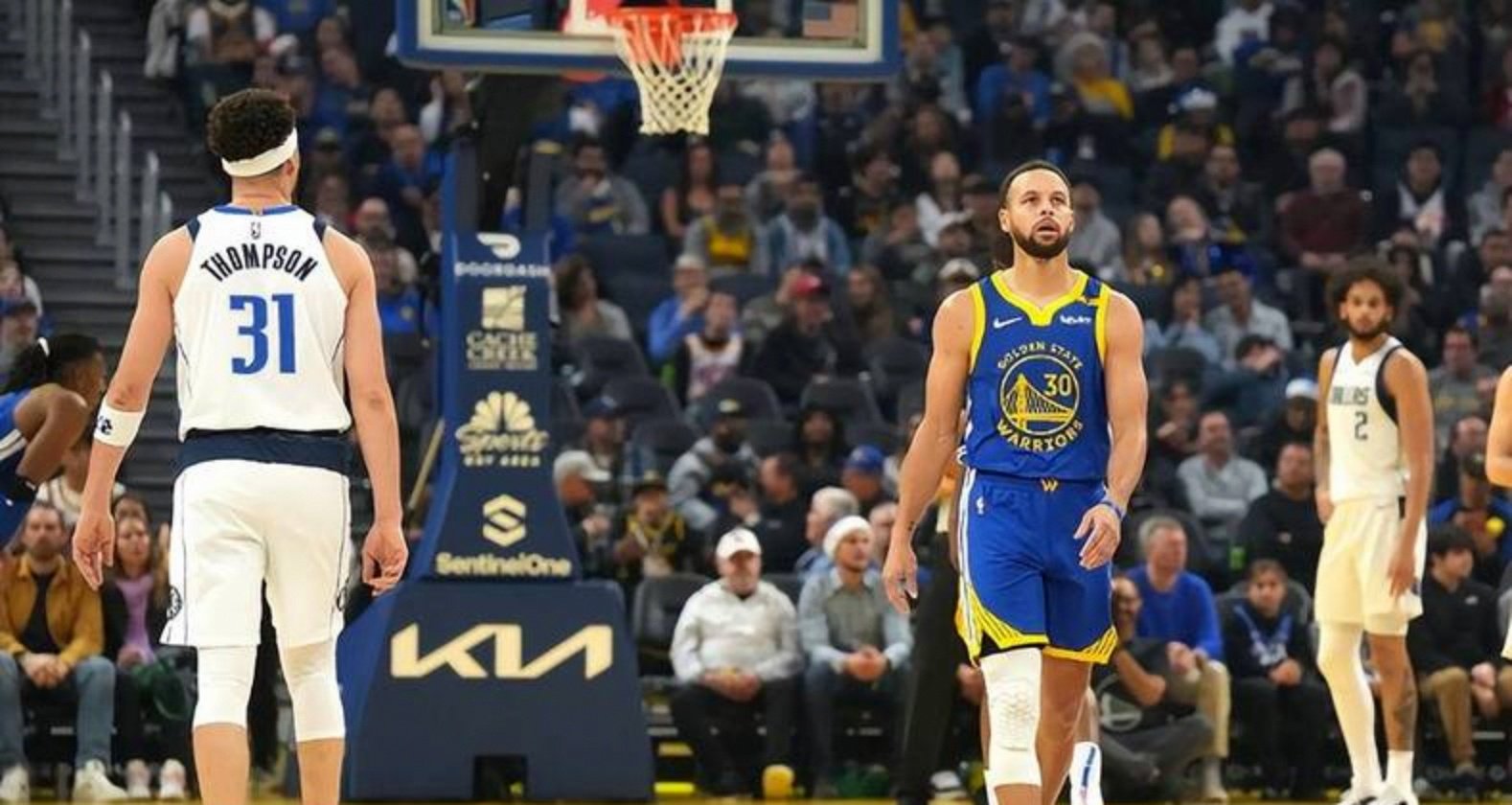 骑士完胜雷霆，库里状态火热