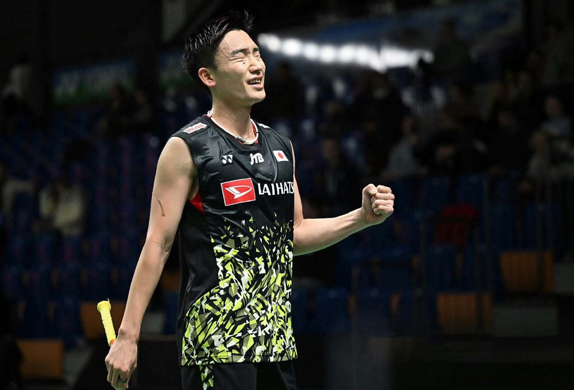 关于日本羽毛球队险胜中国羽毛球队，桃田贤斗爆发神勇的信息