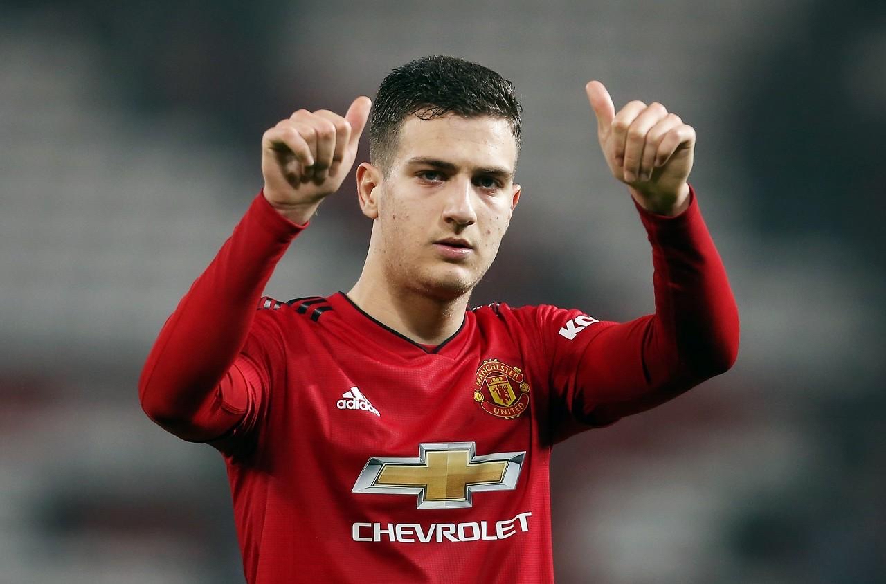 明日之星突破重围，助球队赢得关键胜利的简单介绍