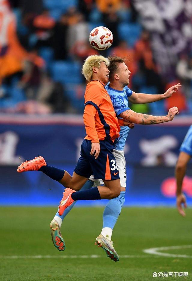 荷兰轻取曼城，楚阿梅尼带队取胜