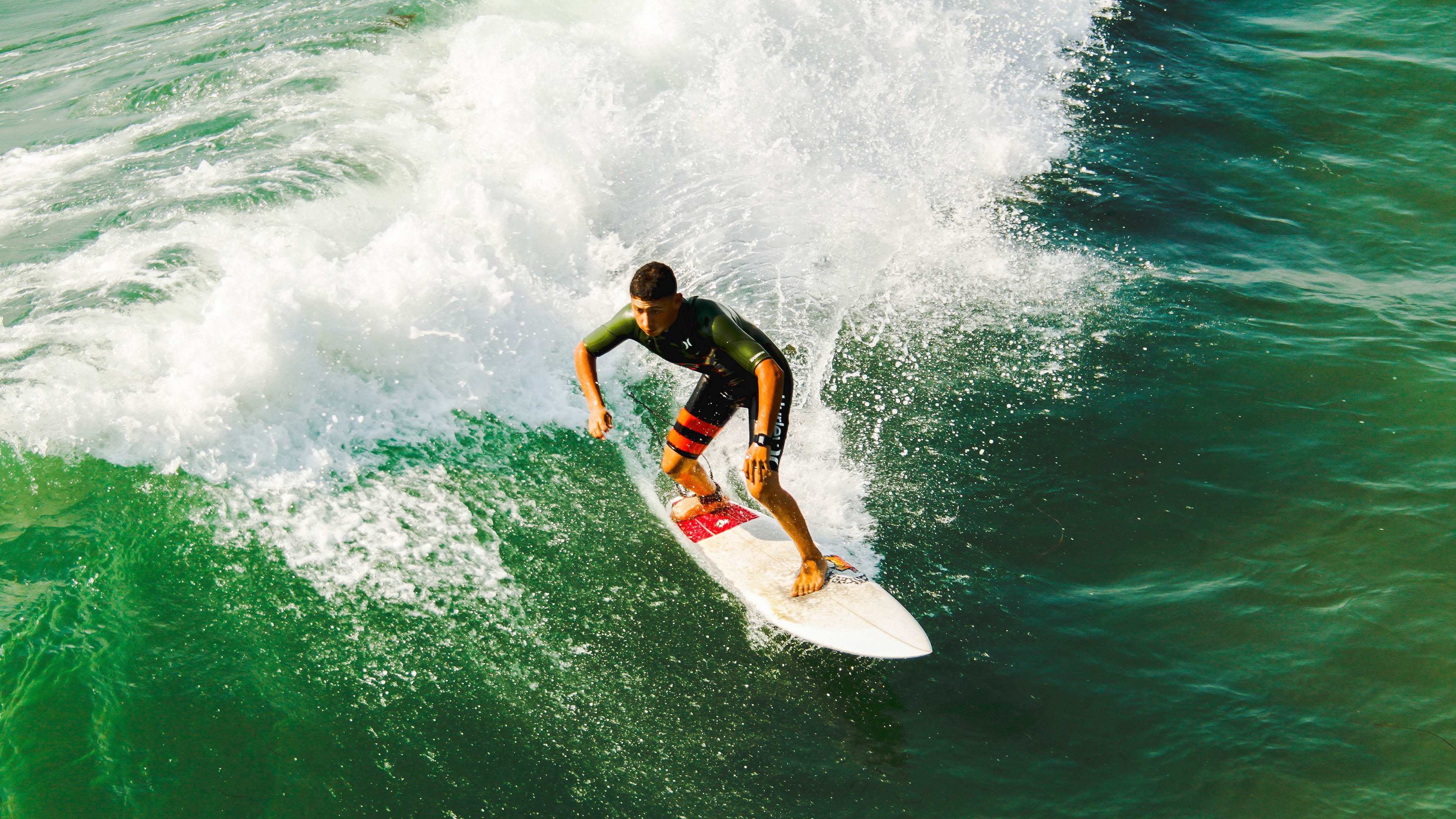 奇才鏖战广厦队，字母哥关键战不手软