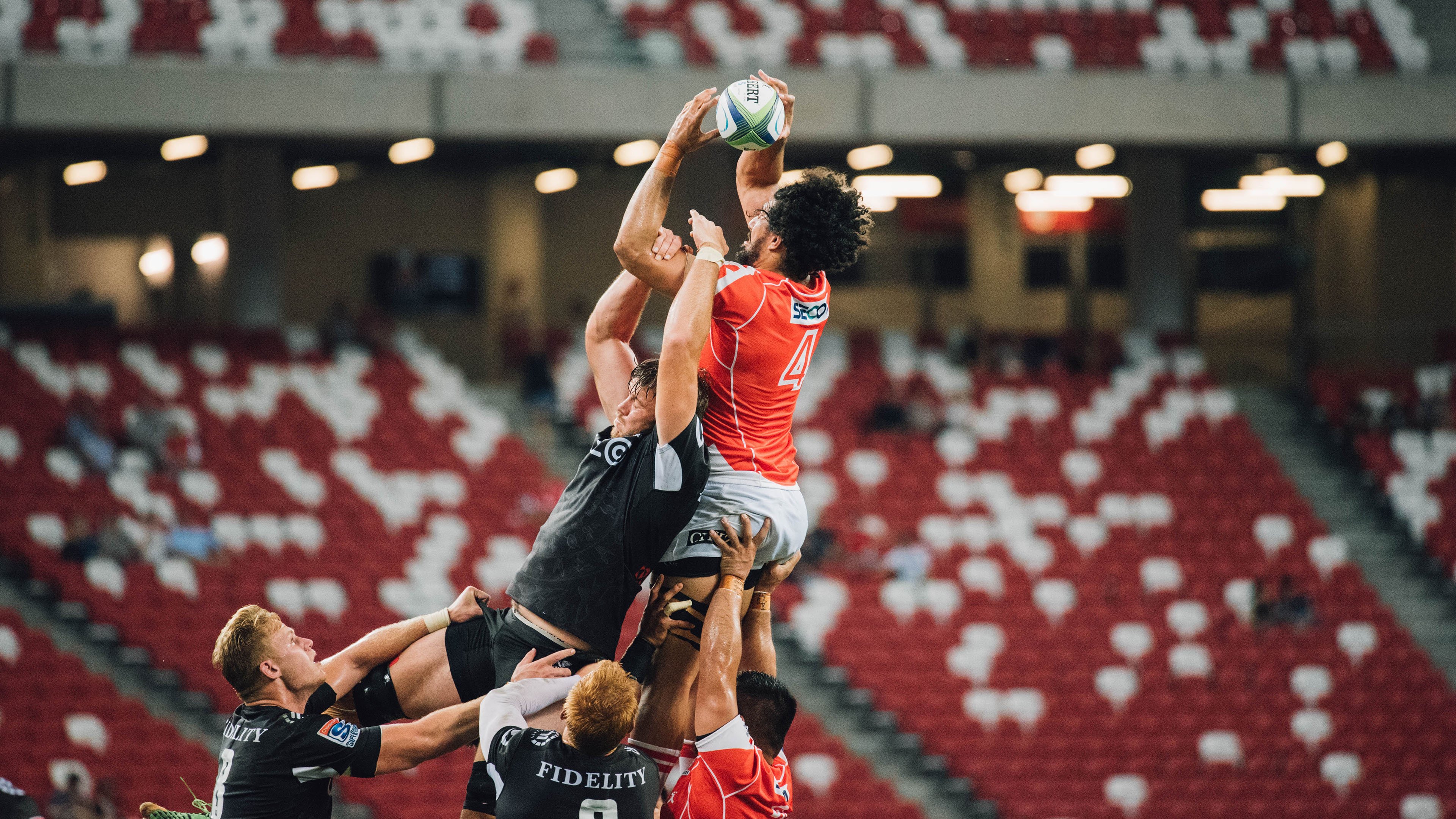 绝境淬火，克莱·汤普森在湖人带走活塞压力下的涅槃重生